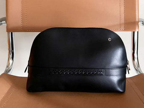 No.04 Cabin Clutch. Black