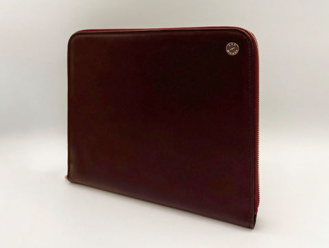 No.01 Gallery Case. Oxblood