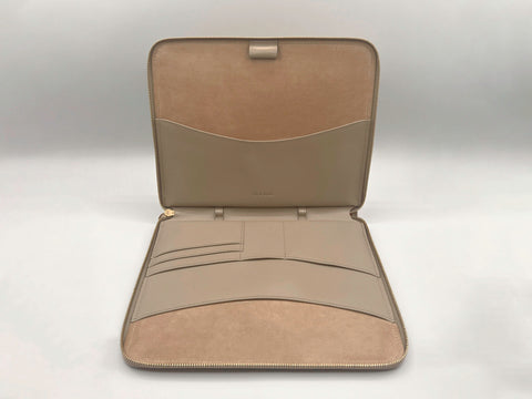 No.01 Gallery Case. Stone