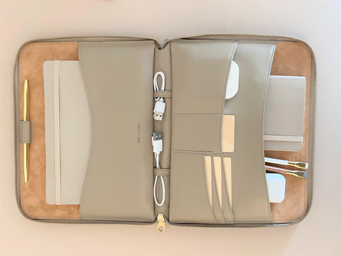No.01 Gallery Case. Stone