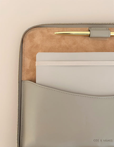 No.01 Gallery Case. Stone